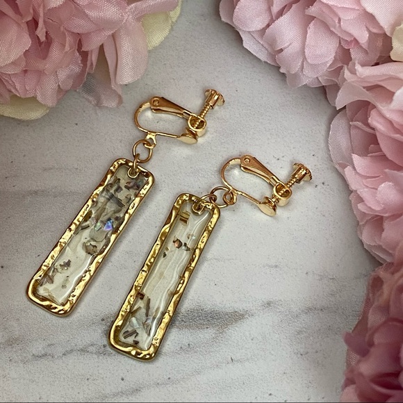 Boho Gilded Gold Rectangular Shell Dangle Earrings - Picture 13 of 16